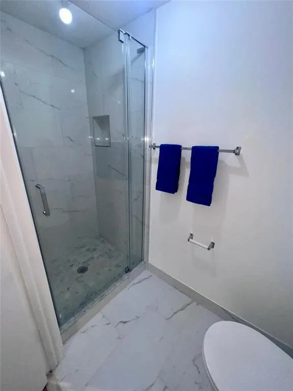 167 RIVIERA CIRCLE Weston, FL 33326