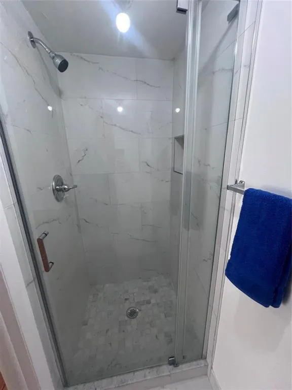 167 RIVIERA CIRCLE Weston, FL 33326