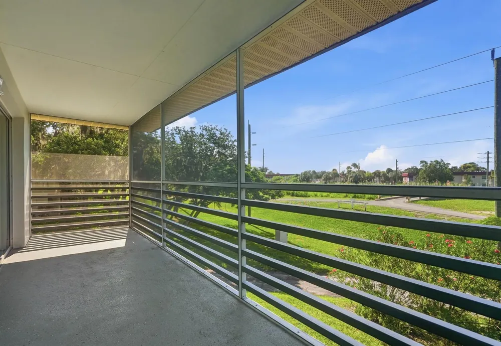 4 Vista Gardens Trail #Unit 207 Vero Beach, FL 32962