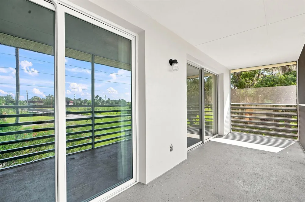 4 Vista Gardens Trail #Unit 207 Vero Beach, FL 32962