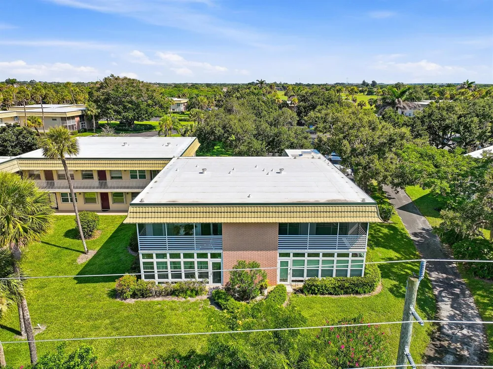 4 Vista Gardens Trail #Unit 207 Vero Beach, FL 32962