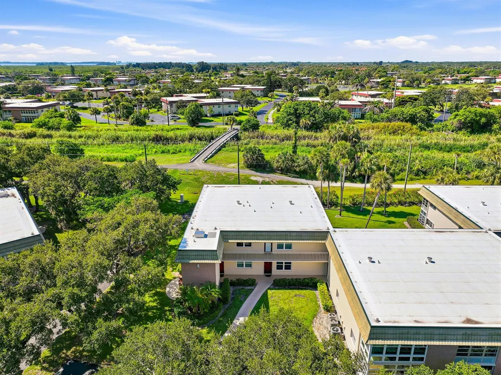4 Vista Gardens Trail #Unit 207 Vero Beach, FL 32962