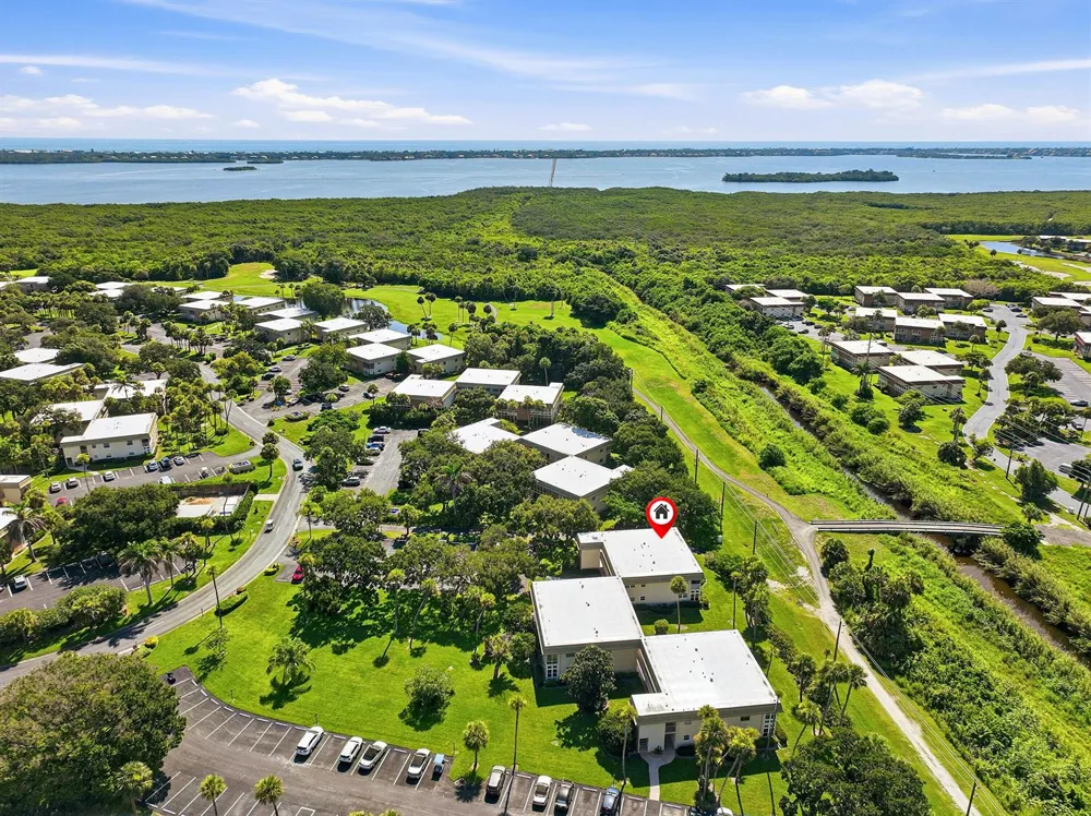 4 Vista Gardens Trail #Unit 207 Vero Beach, FL 32962