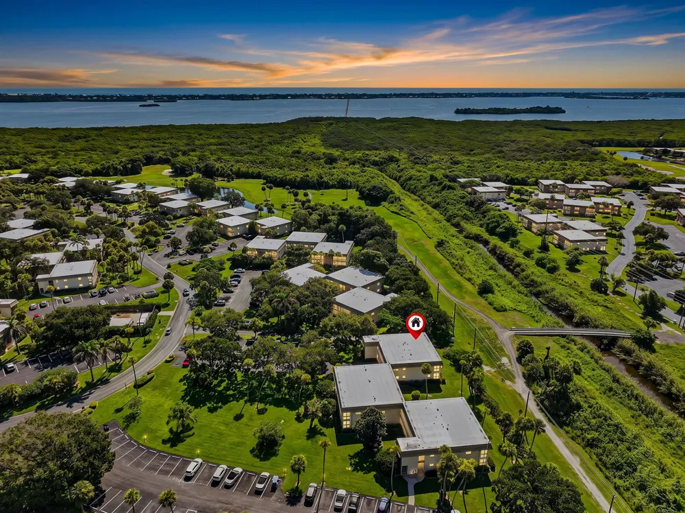 4 Vista Gardens Trail #Unit 207 Vero Beach, FL 32962