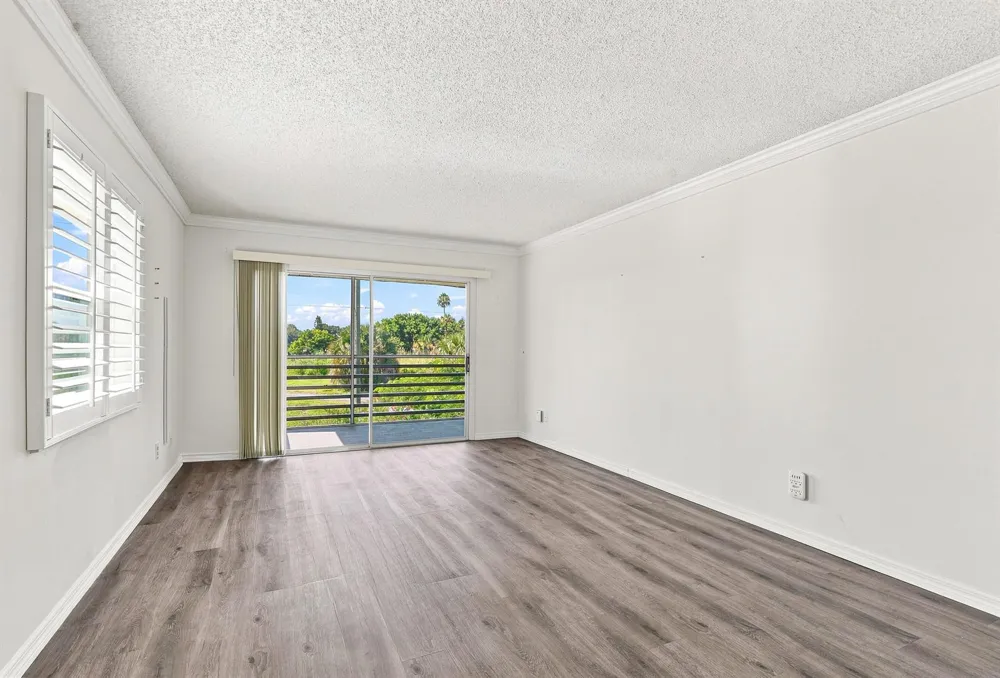 4 Vista Gardens Trail #Unit 207 Vero Beach, FL 32962