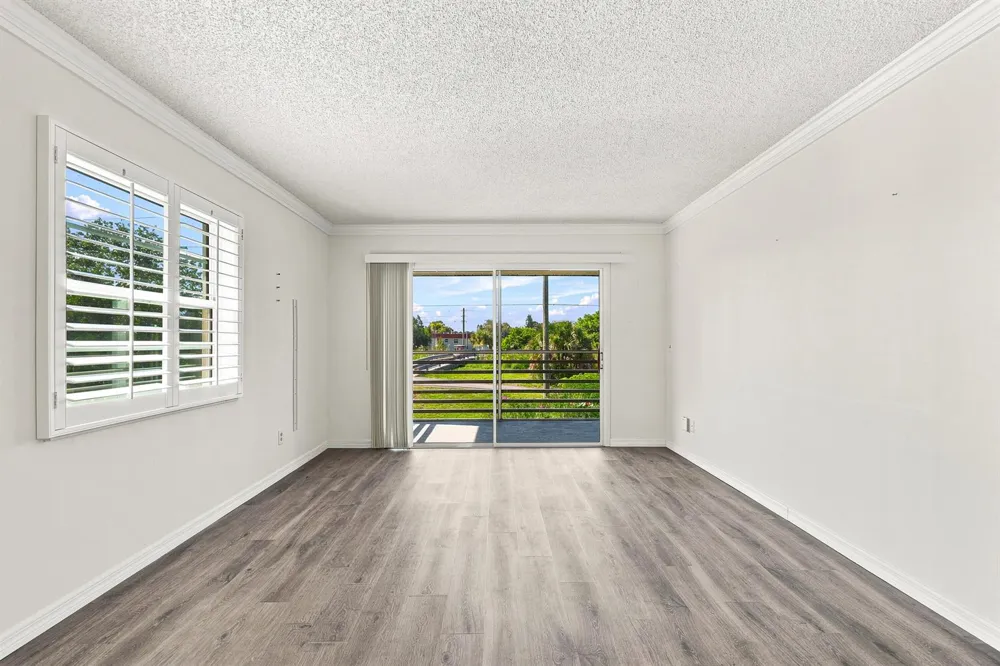 4 Vista Gardens Trail #Unit 207 Vero Beach, FL 32962