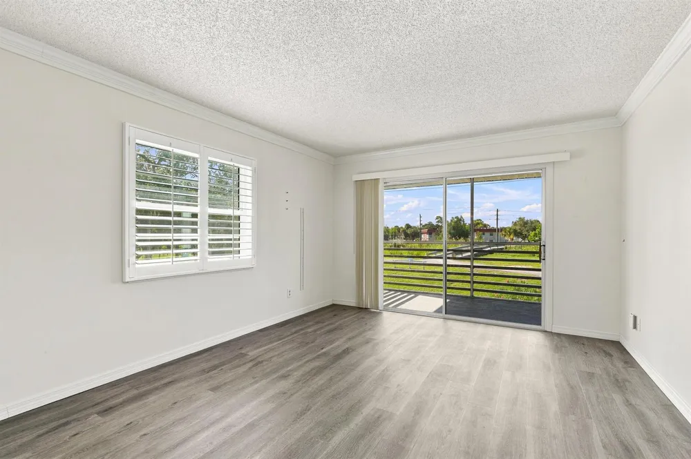 4 Vista Gardens Trail #Unit 207 Vero Beach, FL 32962