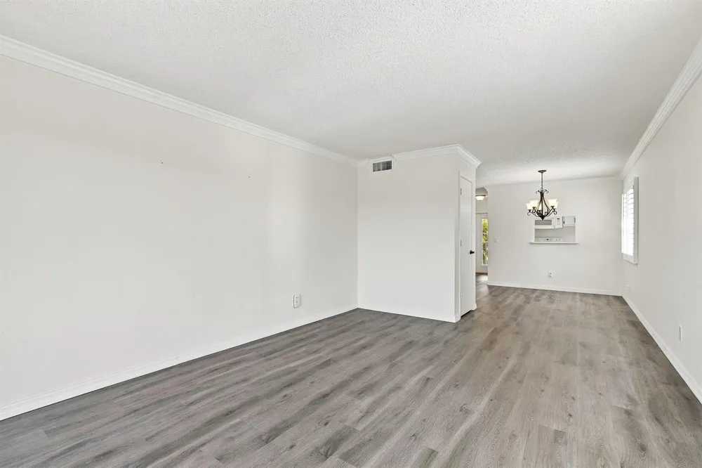 4 Vista Gardens Trail #Unit 207 Vero Beach, FL 32962