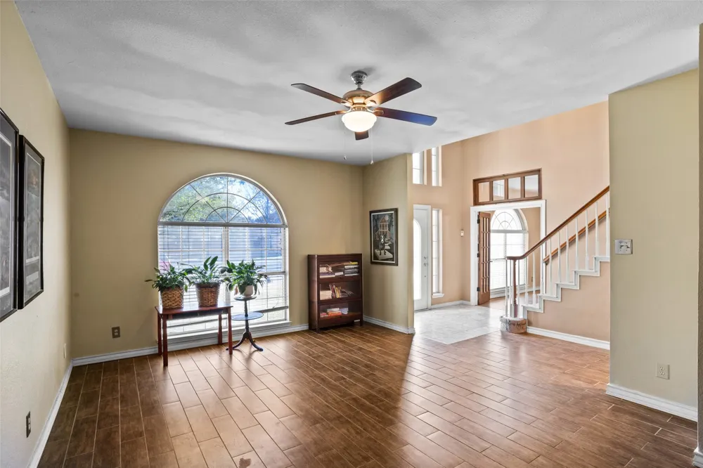 1317 Concho Drive Benbrook, TX 76126
