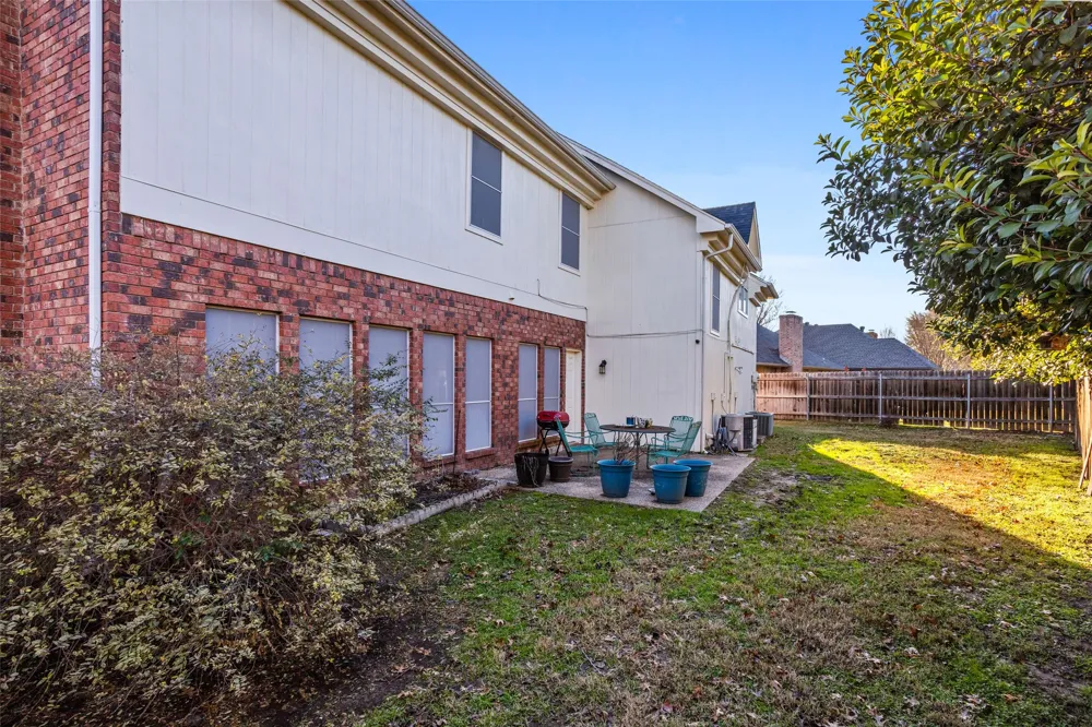 1317 Concho Drive Benbrook, TX 76126