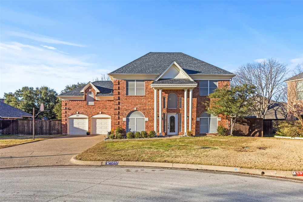 1317 Concho Drive Benbrook, TX 76126