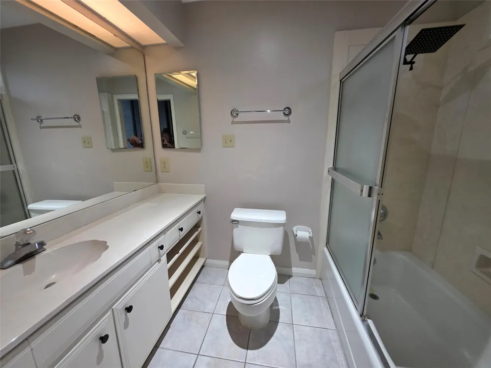 2013 Enterprise Avenue League City, TX 77573