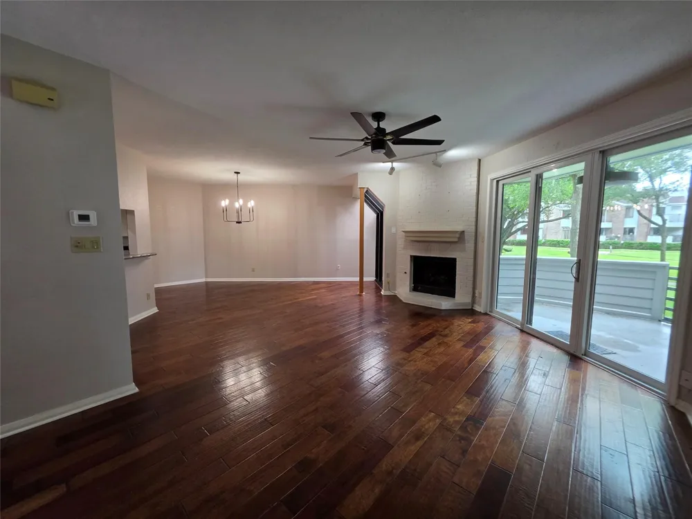 2013 Enterprise Avenue League City, TX 77573