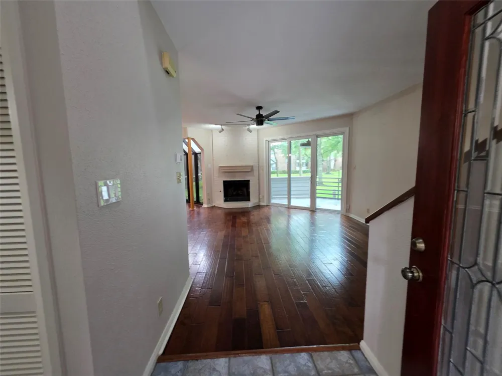 2013 Enterprise Avenue League City, TX 77573