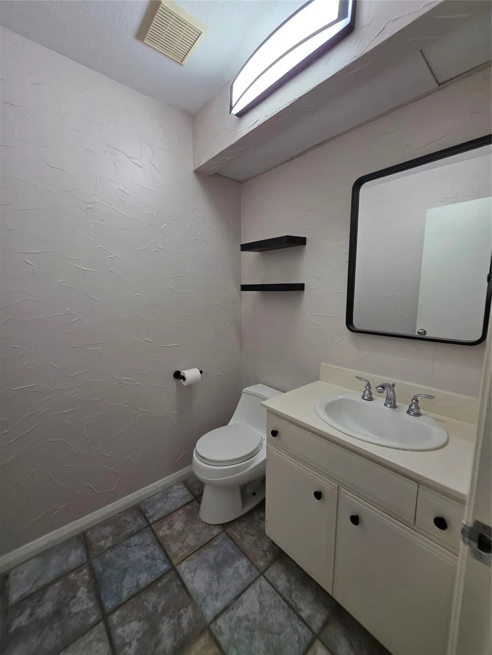 2013 Enterprise Avenue League City, TX 77573