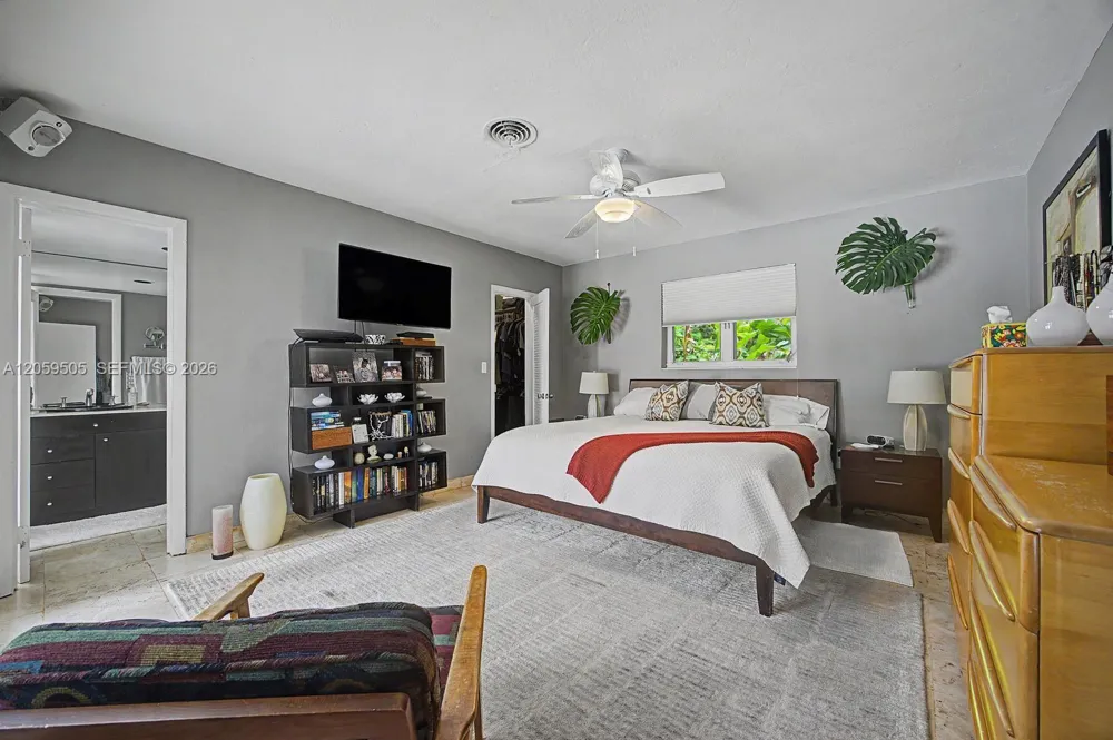 7331 SW 117th Ter Pinecrest, FL 33156