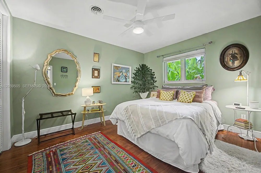 7331 SW 117th Ter Pinecrest, FL 33156