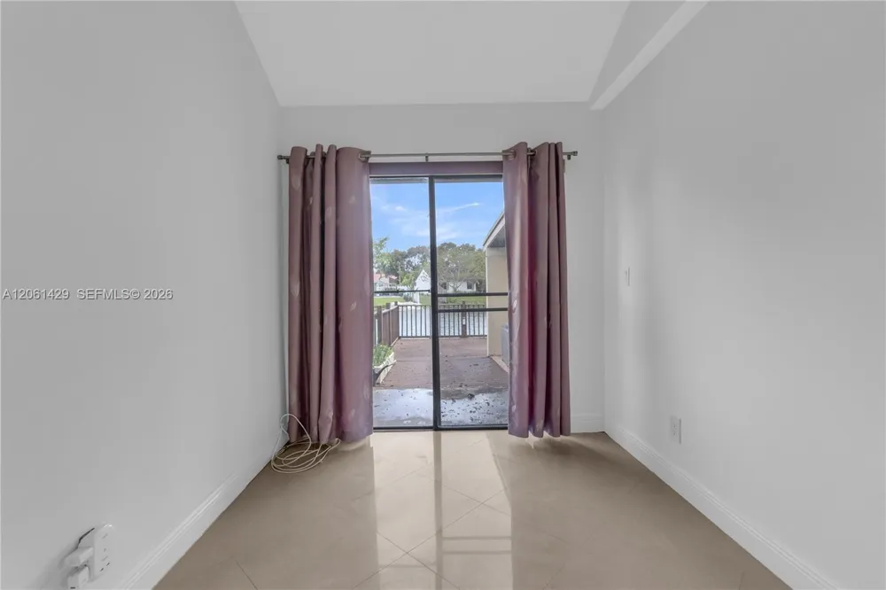 2905 Begonia Way Cooper City, FL 33026