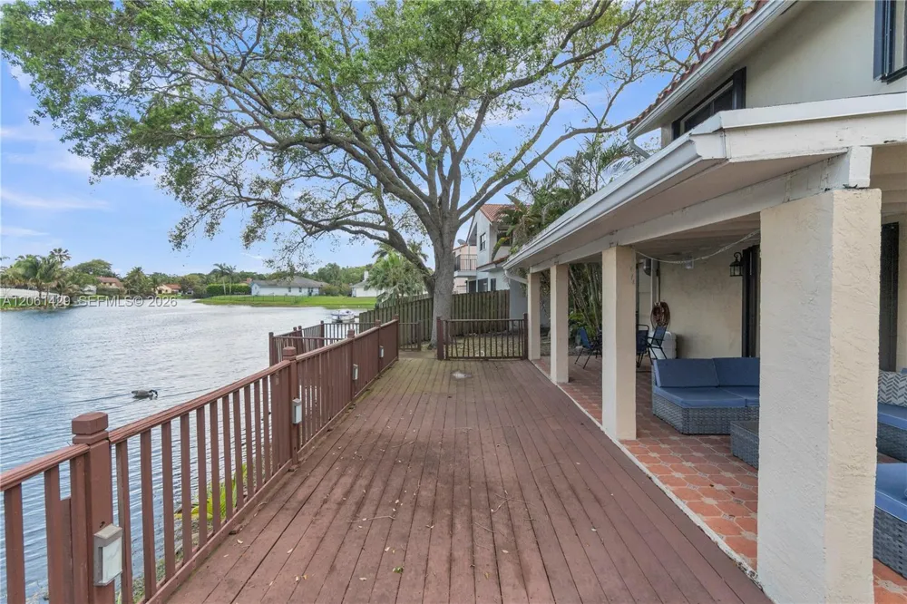 2905 Begonia Way Cooper City, FL 33026