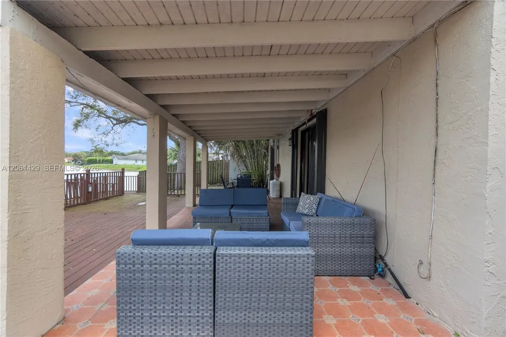 2905 Begonia Way Cooper City, FL 33026