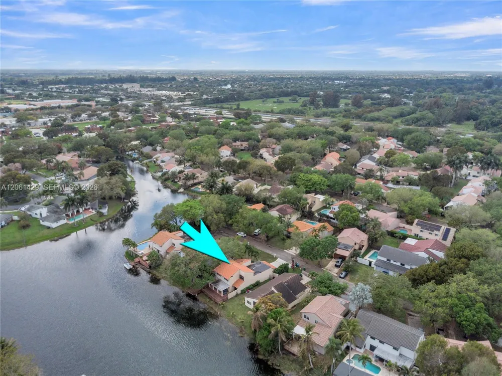 2905 Begonia Way Cooper City, FL 33026