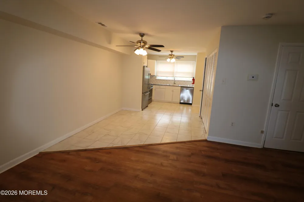 32 Pin Oak Lane Little Egg Harbor, NJ 08087