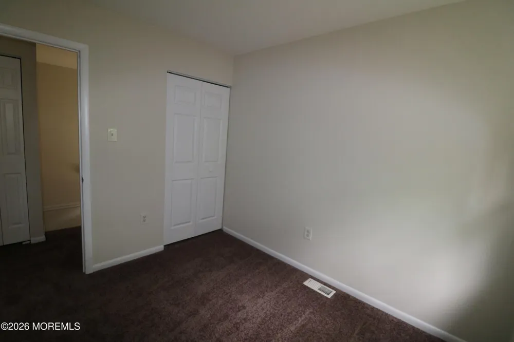 32 Pin Oak Lane Little Egg Harbor, NJ 08087