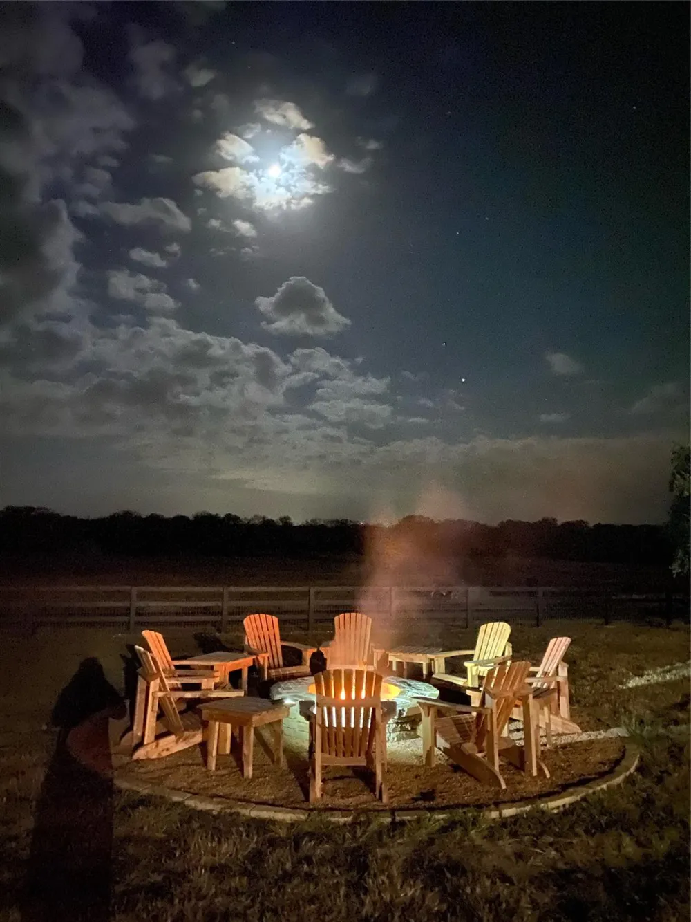 1600 S Weyand Round Top, TX 78954