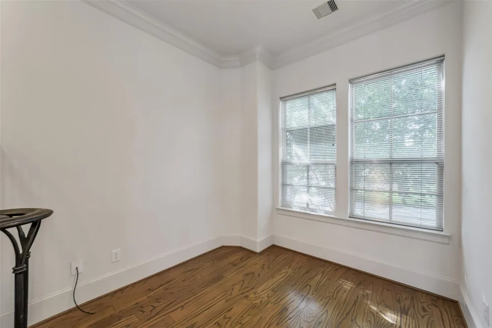 15943 Morgan Street Sugar Land, TX 77478