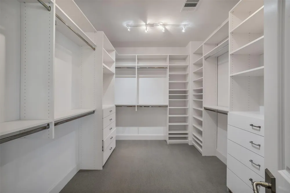 15943 Morgan Street Sugar Land, TX 77478