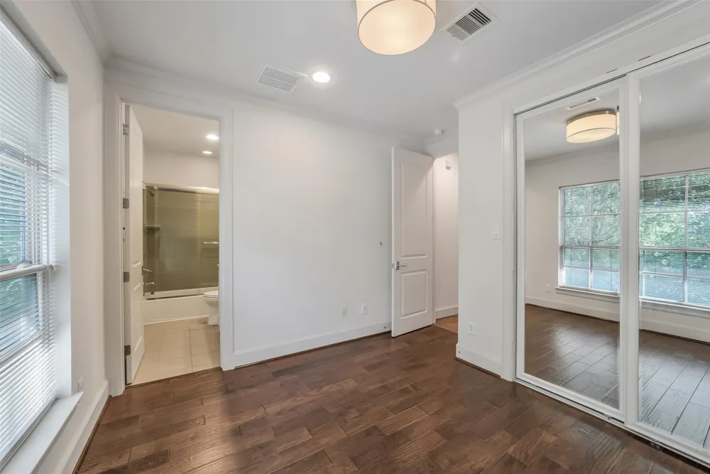 15943 Morgan Street Sugar Land, TX 77478