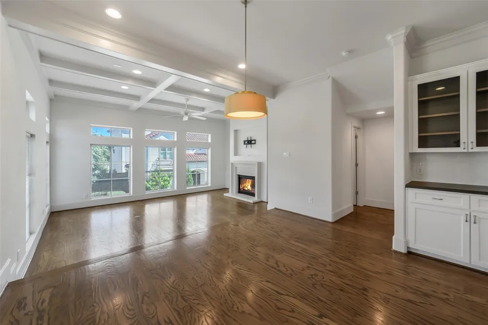 15943 Morgan Street Sugar Land, TX 77478