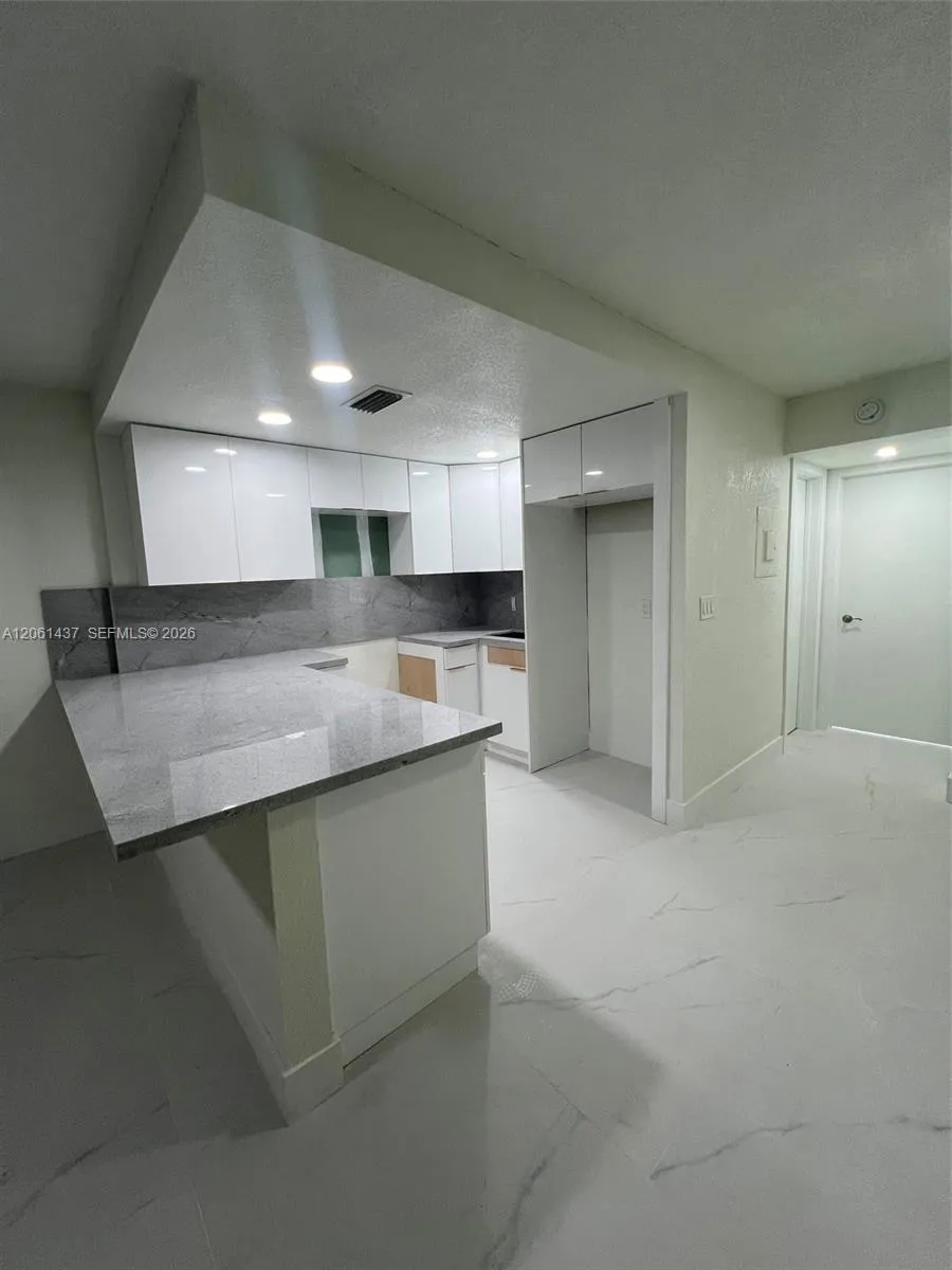 1800 79th St Cswy #A107 North Bay Village, FL 33141
