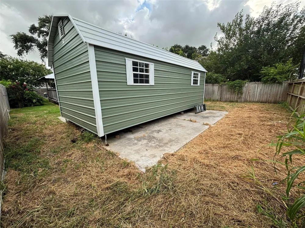 2213 1st Avenue Texas City, TX 77590