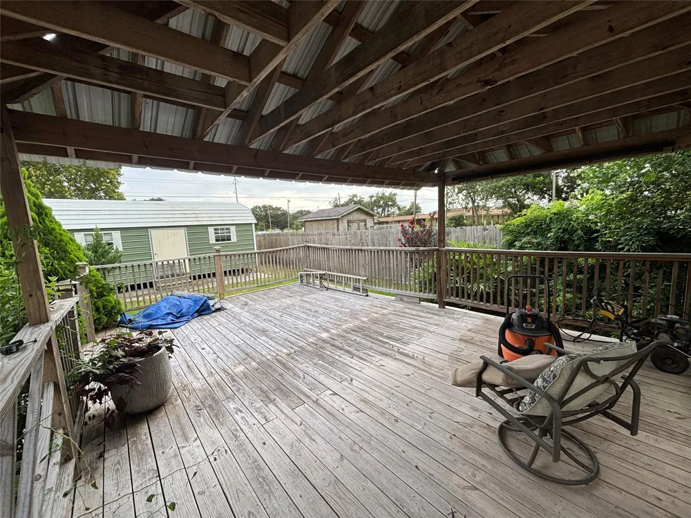 2213 1st Avenue Texas City, TX 77590