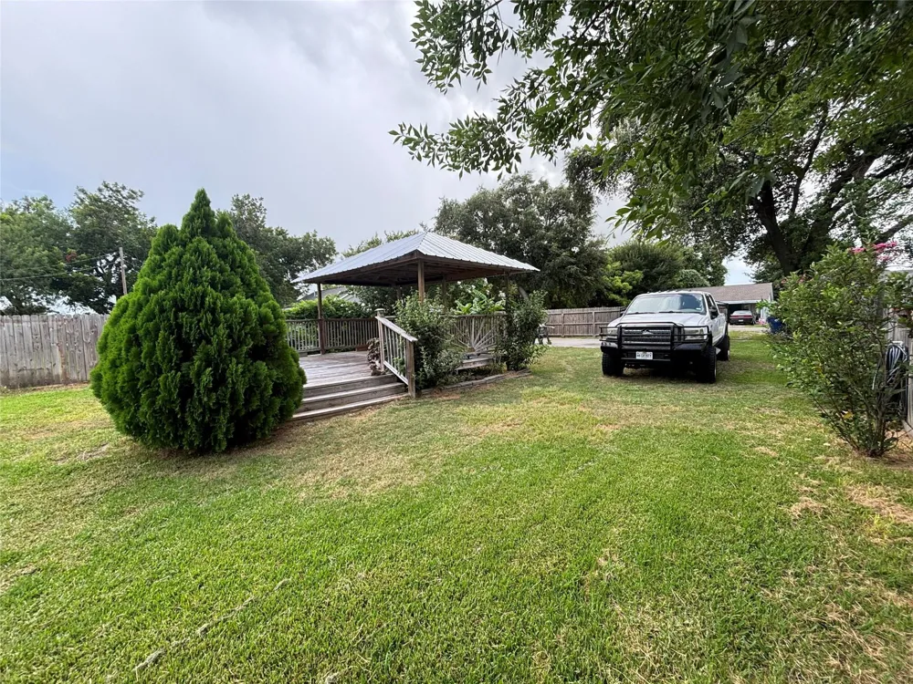 2213 1st Avenue Texas City, TX 77590