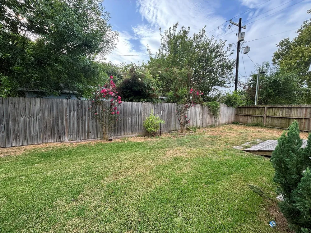 2213 1st Avenue Texas City, TX 77590