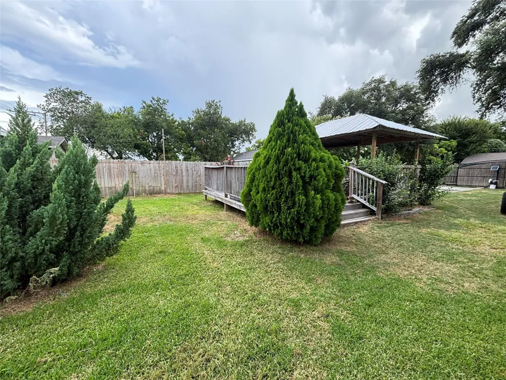 2213 1st Avenue Texas City, TX 77590