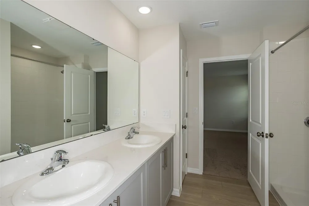 34634 SILENT PINE RUN Dade City, FL 33525