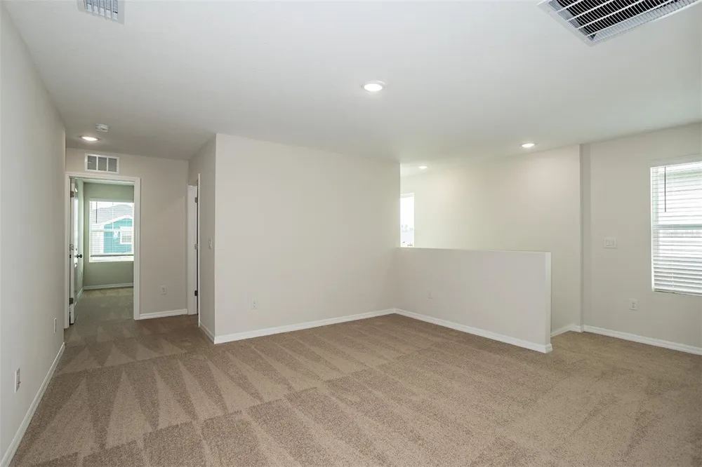 34634 SILENT PINE RUN Dade City, FL 33525