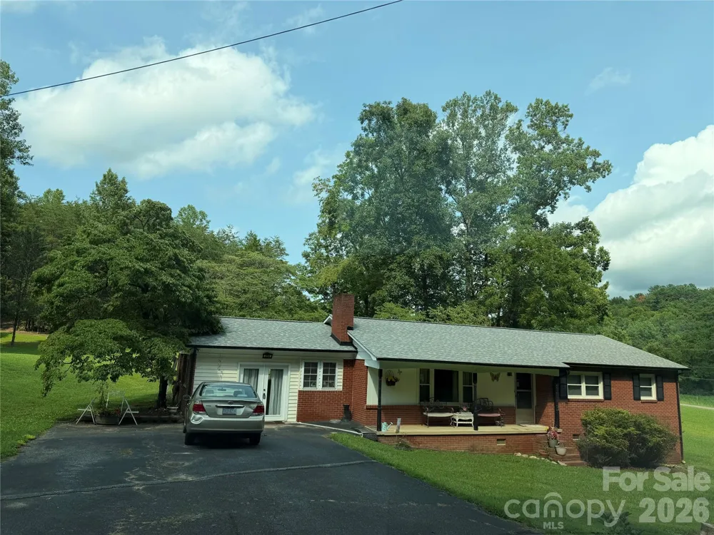 2314 Colonial Acres Road Lenoir, NC 28645