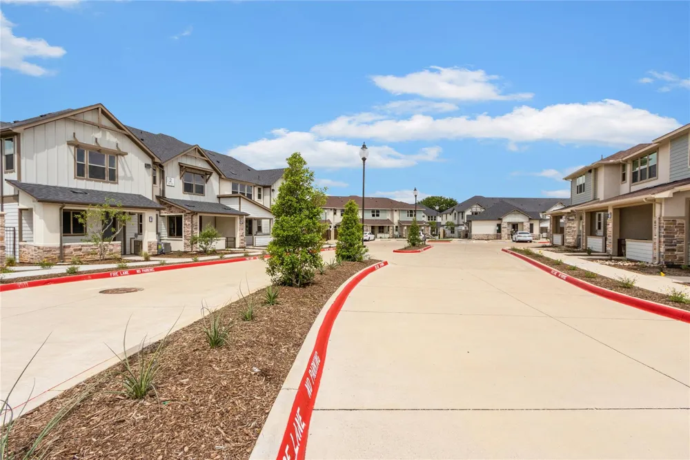5900 Us 287 Arlington, TX 76017