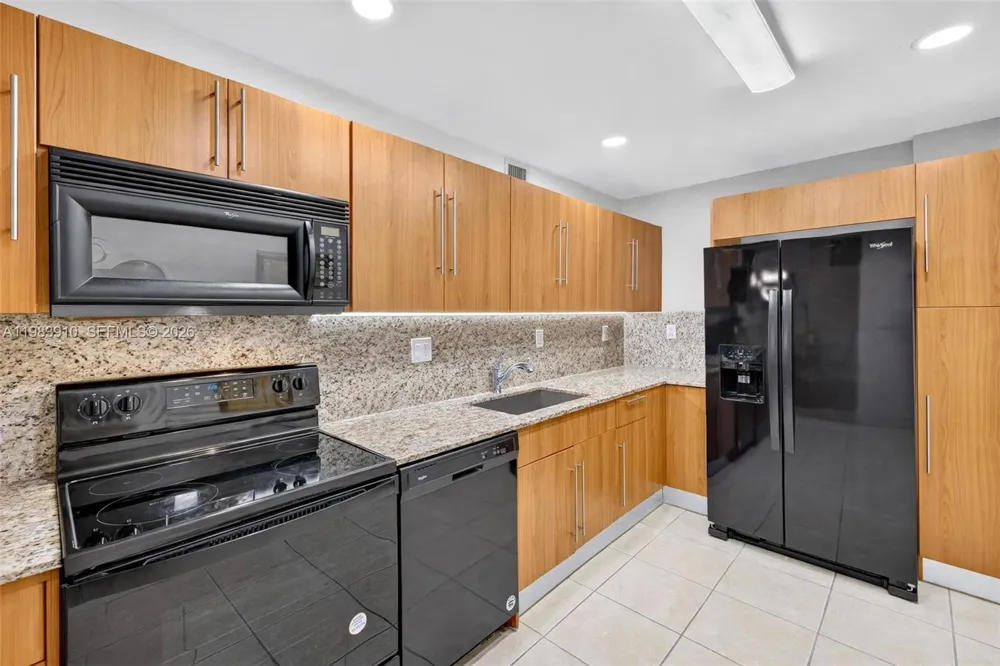 3001 S Ocean Dr #625 Hollywood, FL 33019