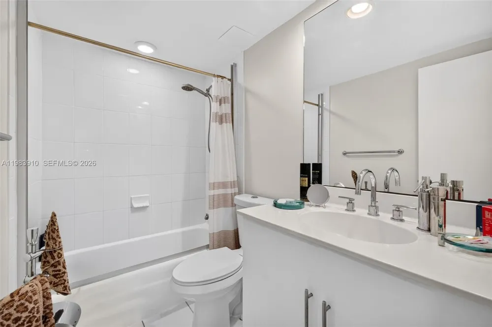3001 S Ocean Dr #625 Hollywood, FL 33019