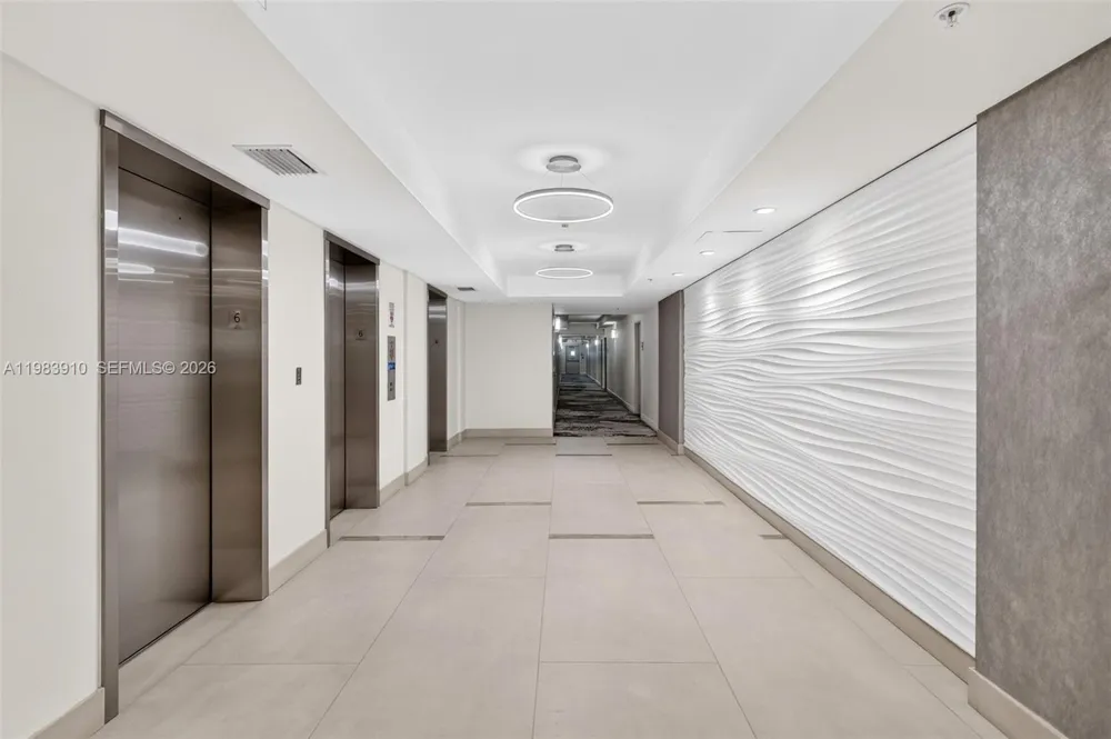 3001 S Ocean Dr #625 Hollywood, FL 33019