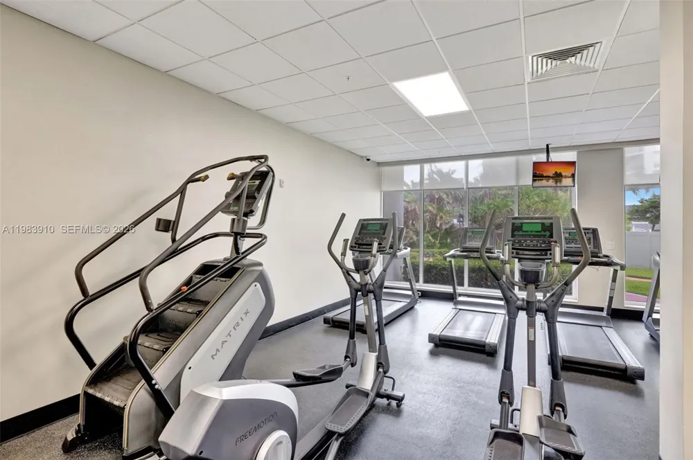 3001 S Ocean Dr #625 Hollywood, FL 33019