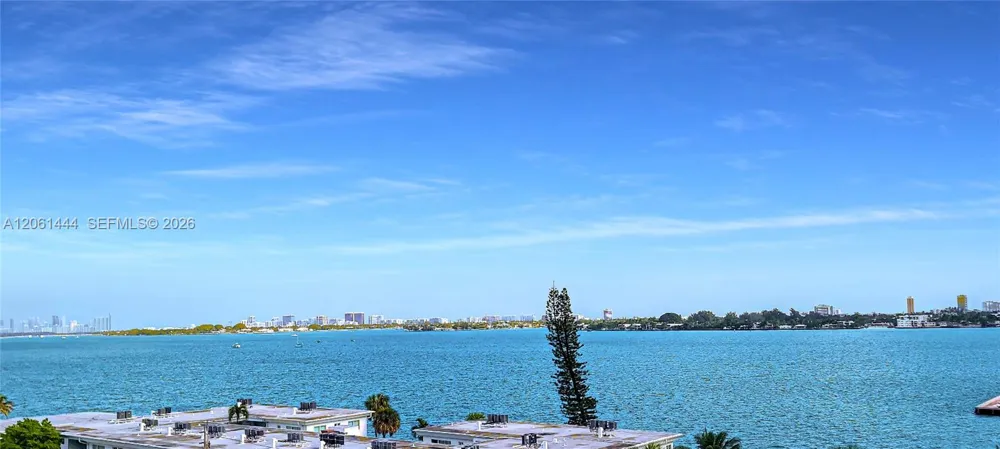 7910 W Harbor Island Dr #708 North Bay Village, FL 33141