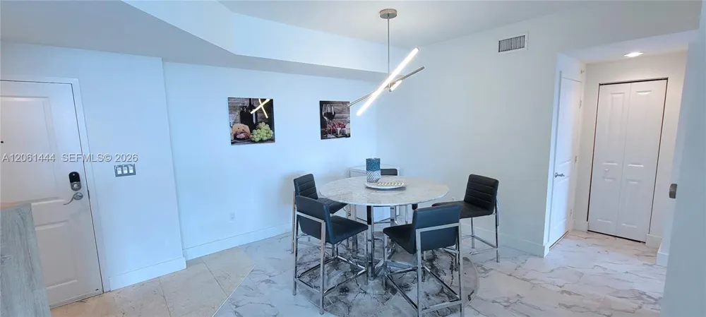 7910 W Harbor Island Dr #708 North Bay Village, FL 33141