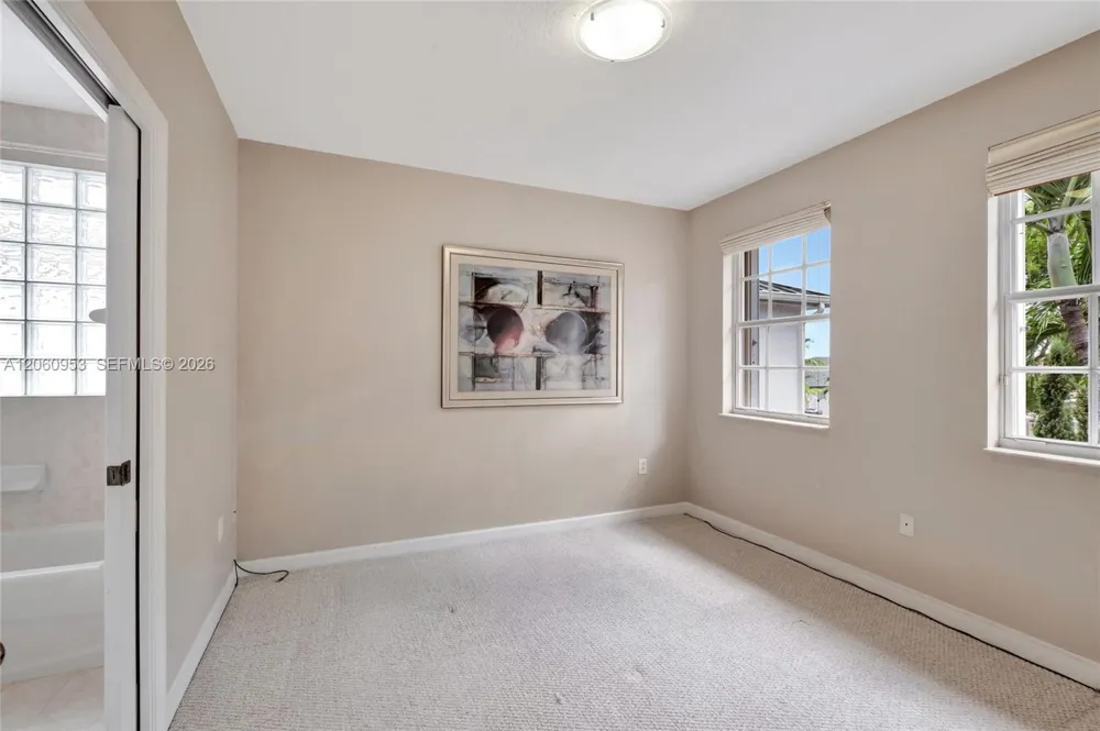 14443 SW 12th Ln Miami, FL 33184