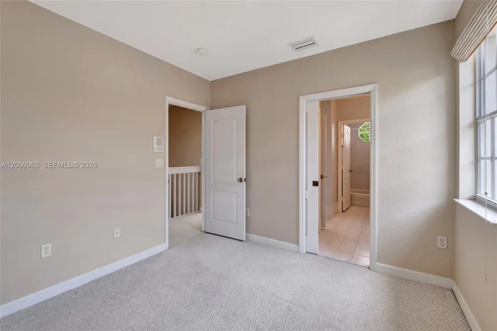 14443 SW 12th Ln Miami, FL 33184